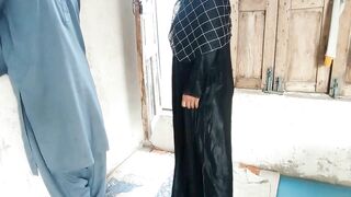 Muslim hijab college girl ko Ghar pa lay aya aur dhoky se chod dala