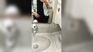 Pad bulge and Pissing Fetish in Airplane Toilet