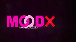 Jamuniya – S03E02 – 2023 – Hindi Uncut Web Series – MoodX
