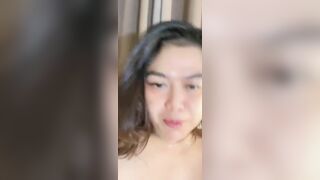 Nindy asian woman who likes to spurt orgasm