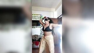 Desi magi hot dance and hot masturbation