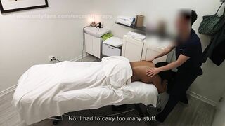 Jessica, a super thic black student had an exciting body massage for the first time.
