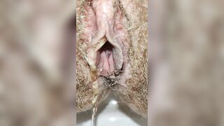 Big Hairy Mommy's Pussy Peeing and little Farting Closeup