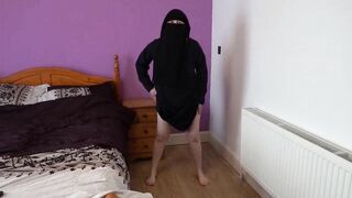 Dancing in Burka and Niqab in Bare Feet and Masturbating