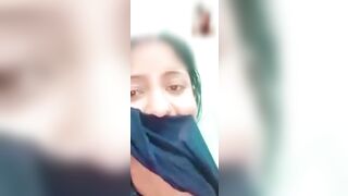 Desi wife doggy style sexy video wife viral Village wife chodnaa hai shach me