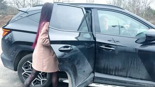 Angela Thanks Her Private Driver In Her Own Way…