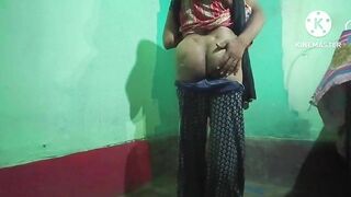 Desi hot local bhabhi Indian village girlfriend sex video
