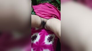 Fingering of Riya bhabhi pusssy