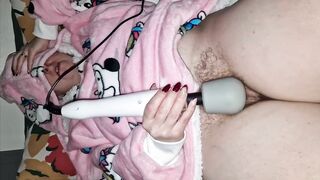 While bathing, she felt like having an orgasm.Favorite vibrator caresses my clitoris.I Flood her mature, wet pussy.