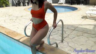 Sexy Latina in a Bikini, She Seduces You in the Pool, She Sucks You and Rides Your Cock at Home 69