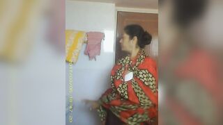 Indian Sumitra Aunty Nude Bath