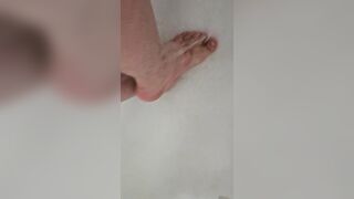 Look at my pretty feet while I shower (small feet size 3.5y) (5w)