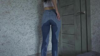 Female Real Desperation Pee In Jeans Because Locked the Door