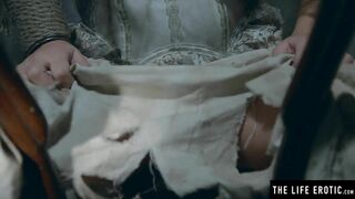 Watch a kinky abandoned bride masturbate to a mindblowing orgasm