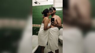 Indian Couple Go to Luxury Hotel Enjoy There and Fucked in Bathtub