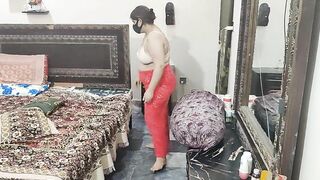 pakistani bigass step mom cleaning room