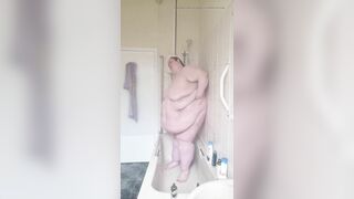 Come and Take a Shower with Me the SSBBW Goddess