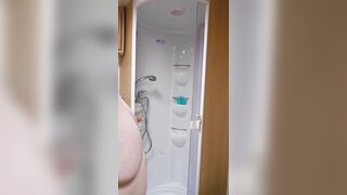 SSBBW and the Tiny Shower Fail