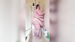 The fat SSBBW shower Goddess