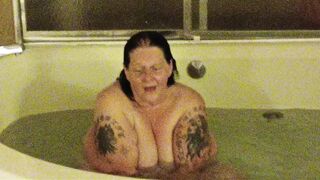 Splish Splash This Dirty Motel Whore Wants Dirty Sloppy Cum for Sure