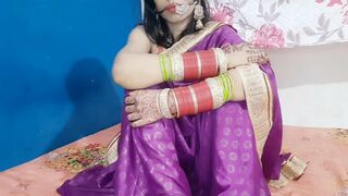 Desi Bhabhi Fingered in Her Pussy Hardcore Sex with Dildo