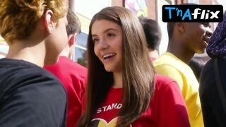 Dalia Yegavian Lesbian Scene in Degrassi: Next Class (Ana Golja)