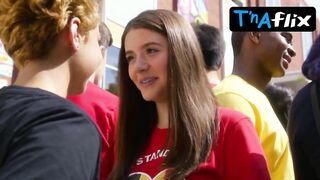 Dalia Yegavian Lesbian Scene in Degrassi: Next Class (Ana Golja)