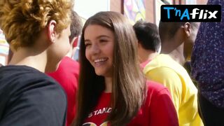 Dalia Yegavian Lesbian Scene in Degrassi: Next Class (Ana Golja)