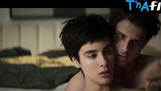 Esmeralda Pimentel Butt, Breasts Scene in Casi El Paraiso