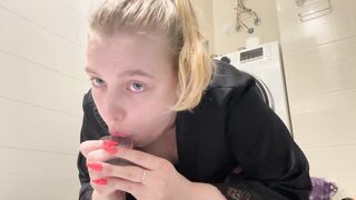 Crazy Blowjob with a Lot of Saliva