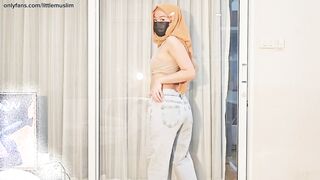 Behind the Hijab: My OnlyFans Journey & Jeans Try-On