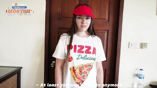 Fucked a pizza delivery girl for being late, got a tip with a powerful creampie in her pussy