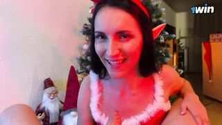 The best gift for Christmas is a blowjob from stepmom