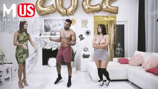 Jerkaoke - Violet Myers and Troy Francisco Compete In Sexy Games For $1000
