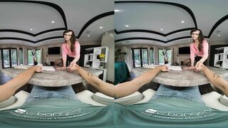 VR BANGERS Wet Mature Pussy To Try Out VR Porn