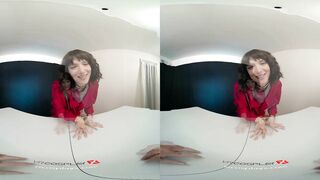 Izzy Lush As TOKYO Uses Pussy To Free Herself In MONEY HEIST VR Porn Parody