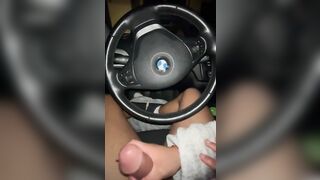 Mi novia me pajea en el coche