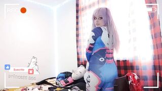 Dva Cosplay Review