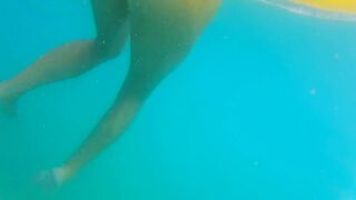 Underwater PUSSY PLAY at Public Beach # FUN from Risky Public Exhibitionism