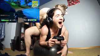 Roommate Fucks Petite Gamer Slut Vanessa Cliff While Playing Fortnite