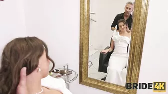 BRIDE4K. Horny for Her Haircutter with Isabella De Laa