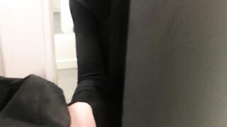 Risky sex in the fitting room with a sales assistant.