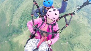 SQUIRTING while PARAGLIDING in 2200 m above the sea ( 7000 feet )