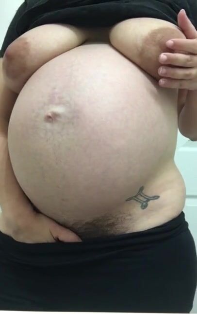 Pregnant and Getting Off in Leggings