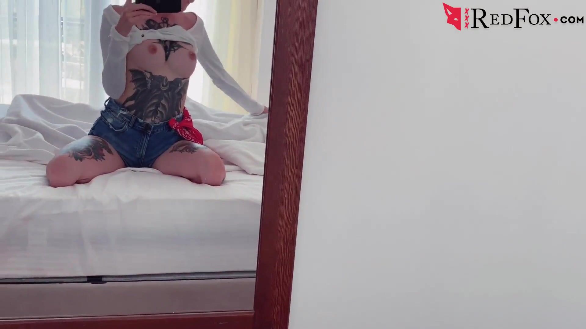 Tattoed Girl Admires Her Beautiful Body in Mirror and Deepthroat